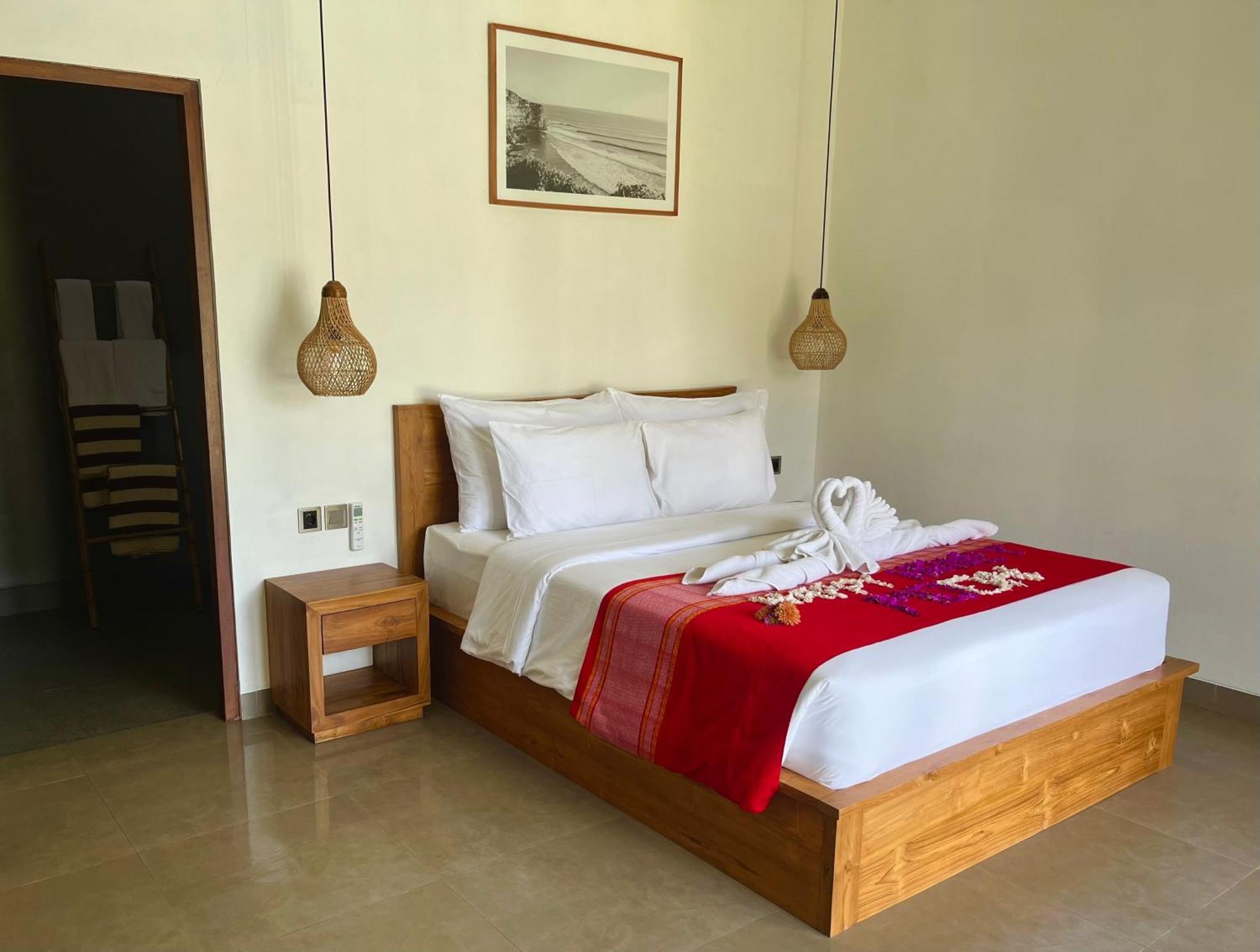 Hotel Tropical Almond Uluwatu