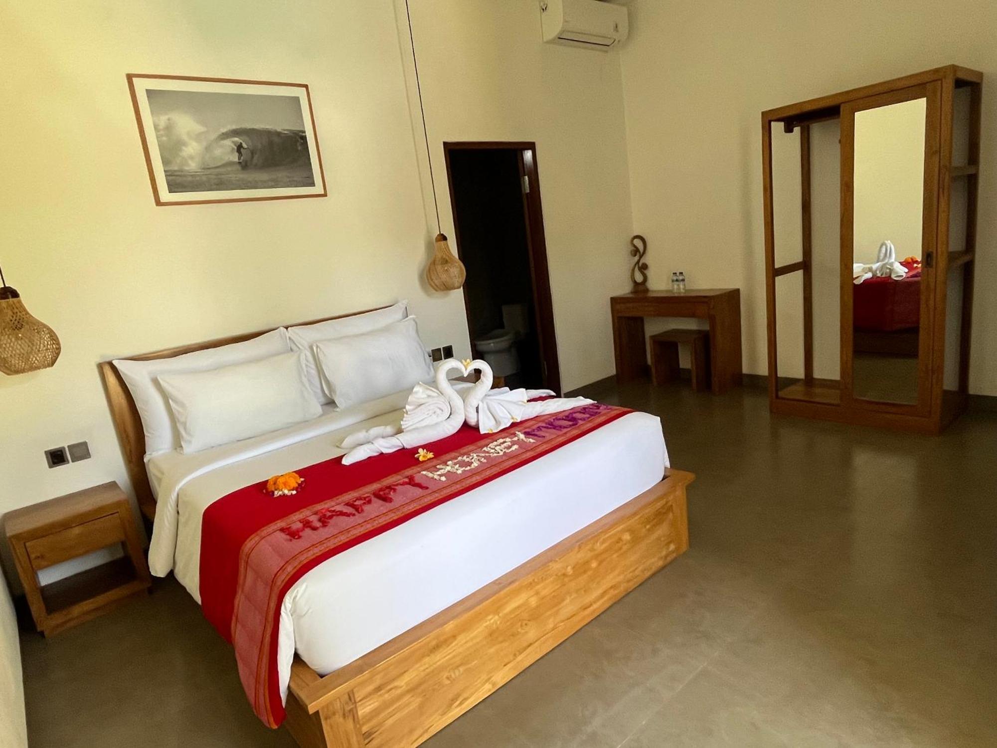 Hotel Tropical Almond Uluwatu