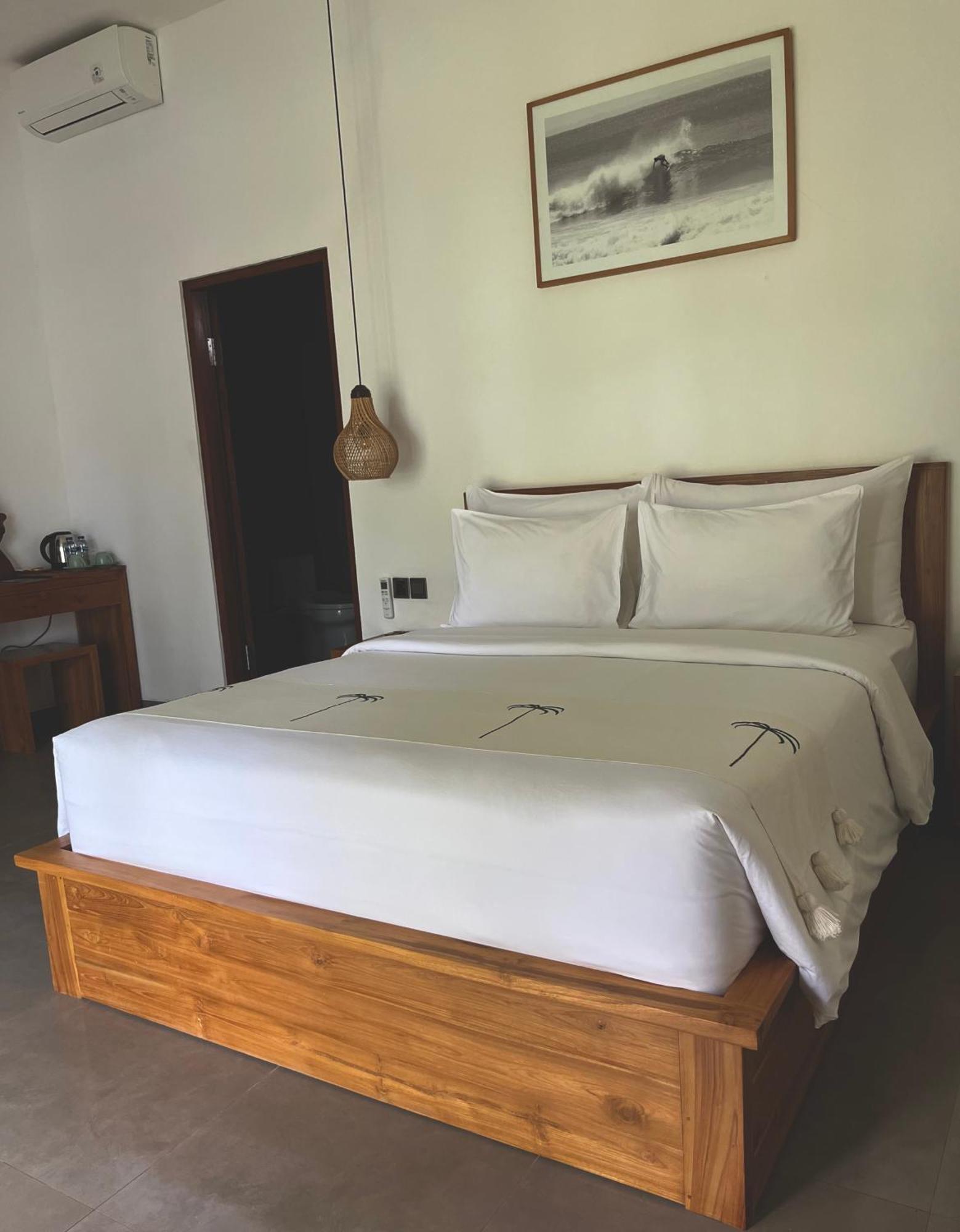 Tropical Almond Hotel Uluwatu