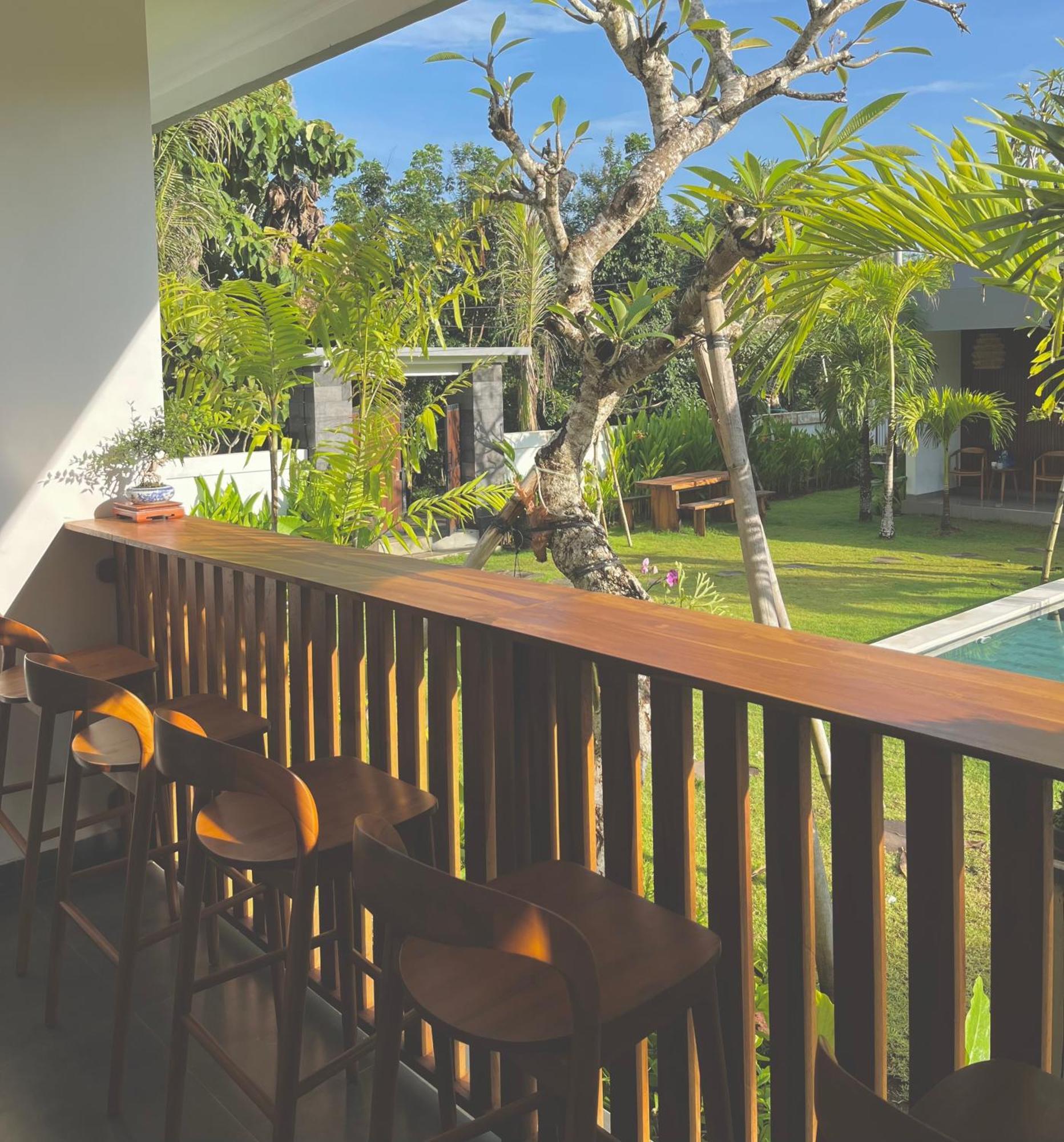 Hotel Tropical Almond
